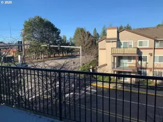 Photo #4: 20610680 Listing