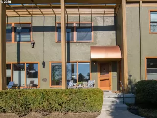 Photo #3: 20611939 Listing 