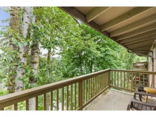 Photo #2: 20611950 Listing 