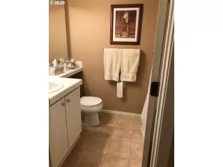 Photo #2: 20612704 Listing