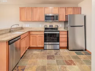 Photo #1: 20613241 Listing 