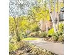 Photo #4: 20613241 Listing 