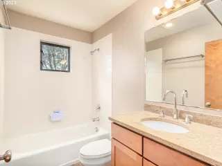 Photo #5: 20613241 Listing 