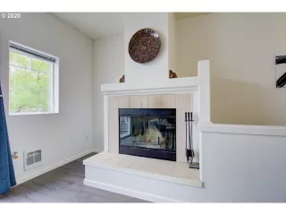 Photo #1: 20615509 Listing 