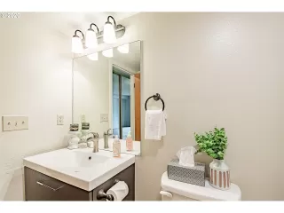 Photo #6: 20615826 Listing 