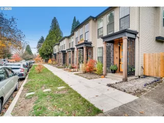 Photo #1: 20616170 Listing