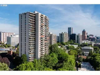 Photo #1: 20617786 Listing