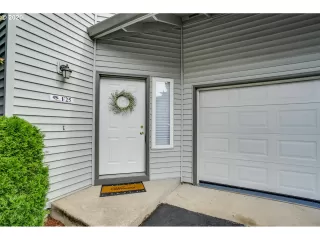 Photo #1: 20617955 Listing 