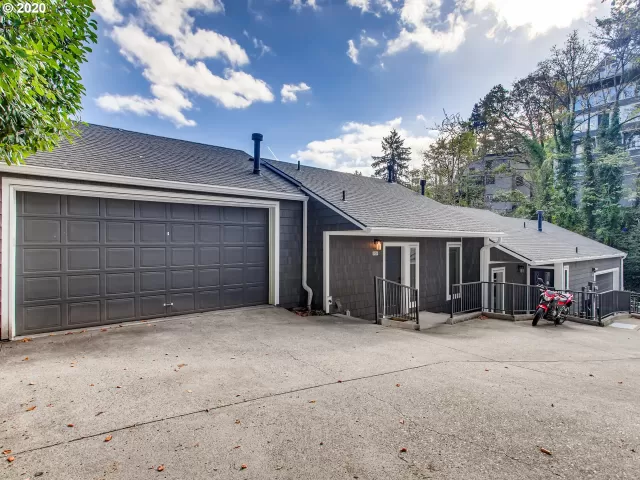 MLS: 20618104 Condo For Sale