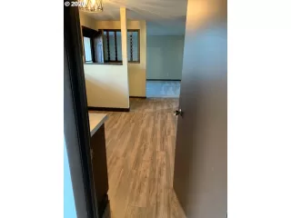 Photo #1: 20618247 Listing