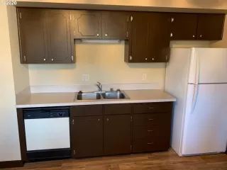 Photo #3: 20618247 Listing