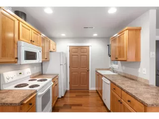 Photo #1: 20621220 Listing