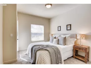 Photo #6: 20622871 Listing 