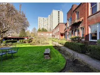 Photo #3: 20623204 Listing 