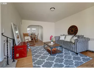 Photo #5: 20623204 Listing 