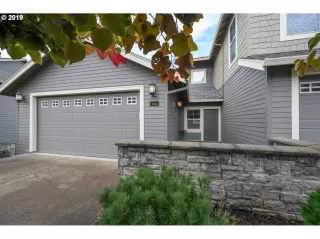 Photo #2: 20624172 Listing 