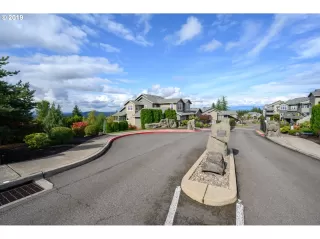 Photo #6: 20624172 Listing 