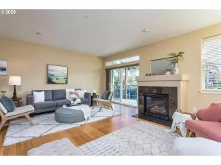 Photo #3: 20624480 Listing 