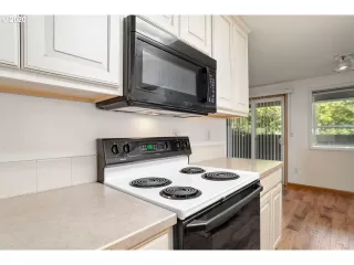 Photo #3: 20625866 Listing
