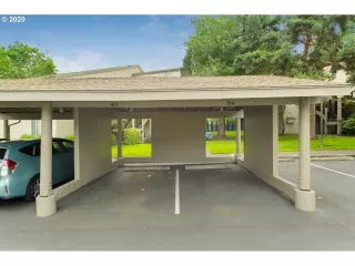 Photo #6: 20625969 Listing 