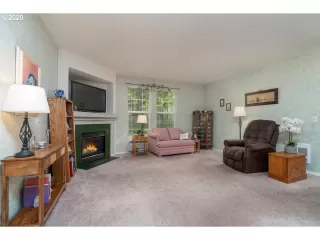 Photo #2: 20626740 Listing 