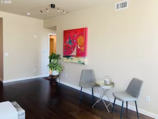 Photo #6: 20627107 Listing 