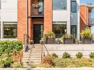 Photo #1: 20629163 Listing 