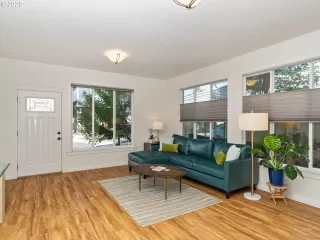 Photo #4: 20629182 Listing 