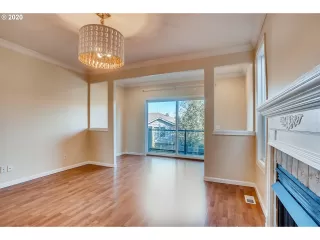 Photo #6: 20629314 Listing 