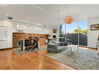 Photo #1: 20630702 Listing 
