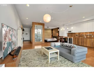 Photo #2: 20630702 Listing 
