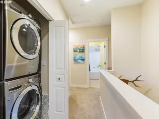 Photo #6: 20630766 Listing 