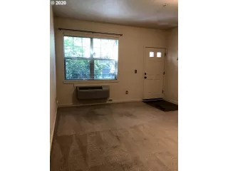 Photo #6: 20631116 Listing 