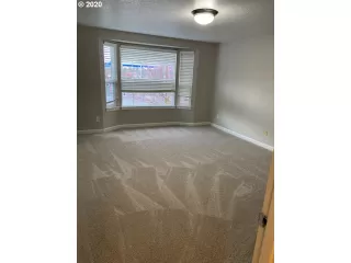 Photo #2: 20632791 Listing