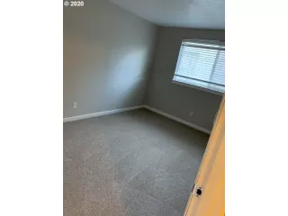 Photo #3: 20632791 Listing