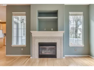 Photo #2: 20633144 Listing