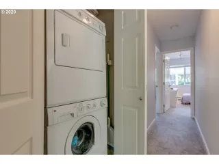 Photo #3: 20633309 Listing 