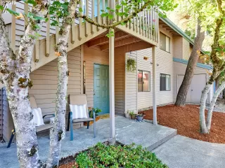 Photo #1: 20635036 Listing 