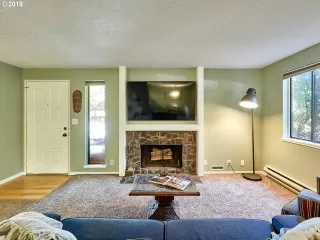 Photo #2: 20635036 Listing 