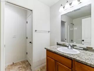 Photo #6: 20636922 Listing