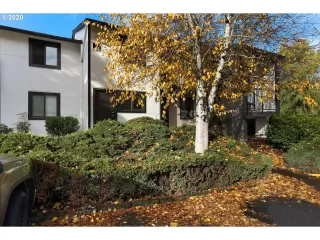 Photo #2: 20636935 Listing 