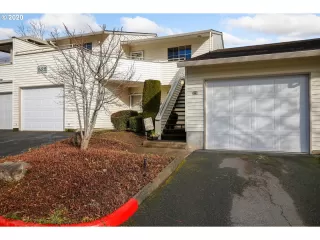 Photo #3: 20637726 Listing