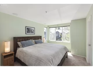 Photo #3: 20638095 Listing 