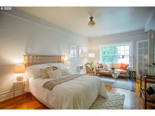 Photo #2: 20638863 Listing