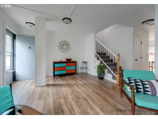 Photo #1: 20640931 Listing