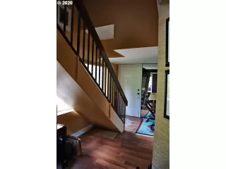 Photo #4: 20643051 Listing 