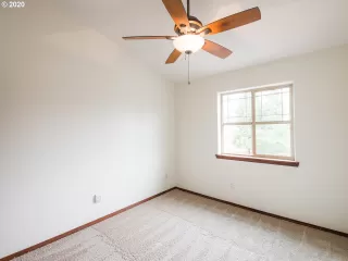 Photo #3: 20643259 Listing