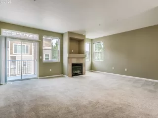 Photo #3: 20643545 Listing 