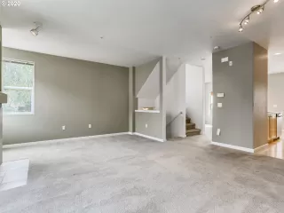 Photo #4: 20643545 Listing 