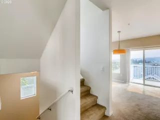 Photo #6: 20643545 Listing 